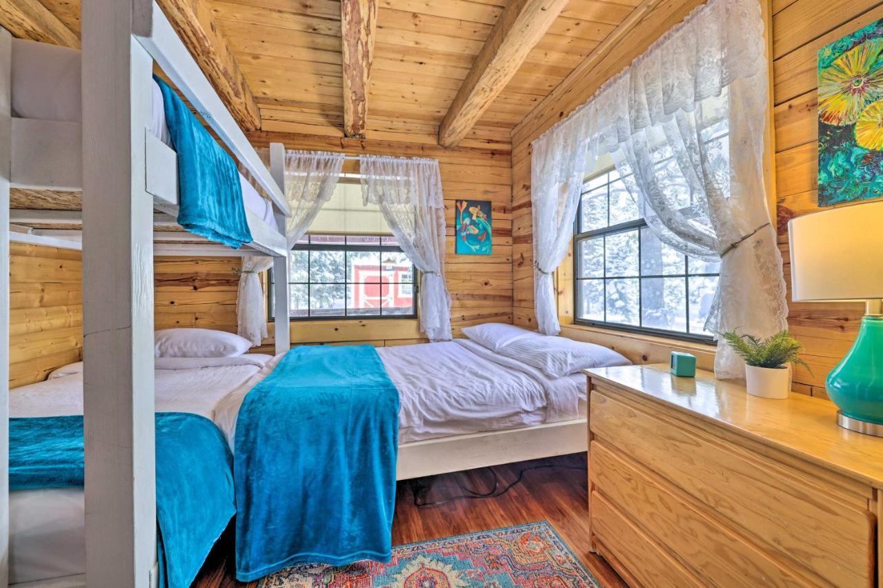 Rustic Duck Creek Village Cabin With Fire Pit! Extérieur photo