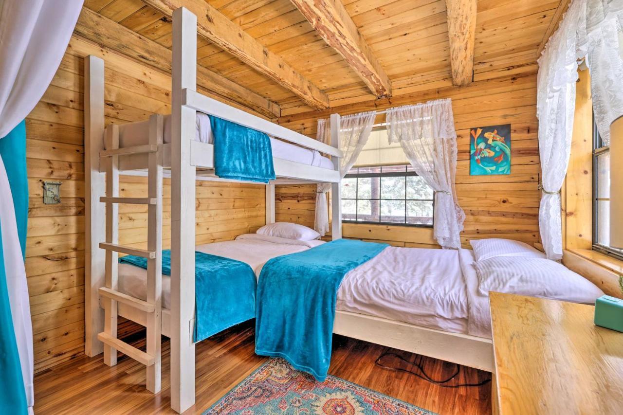 Rustic Duck Creek Village Cabin With Fire Pit! Extérieur photo